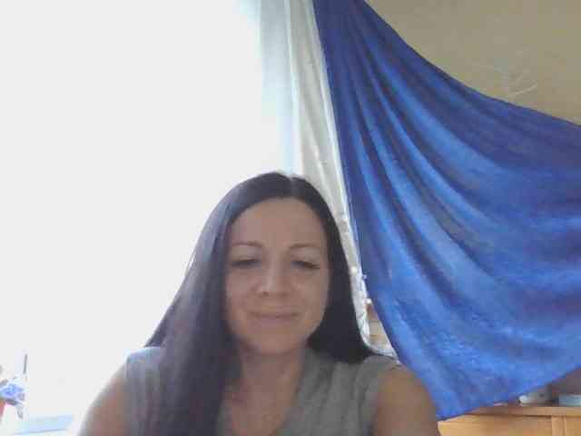 AlikaLorensTalk webcam
