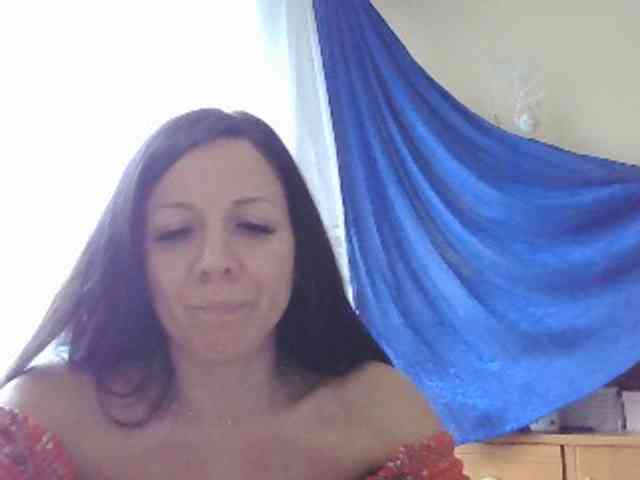 AlikaLorensTalk webcam