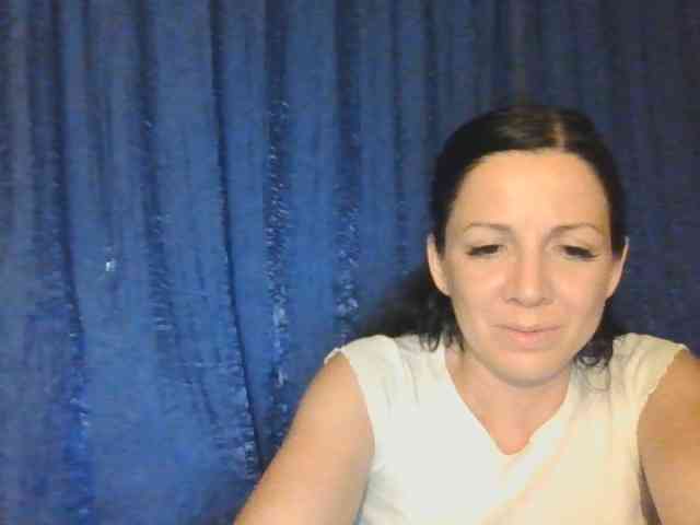 AlikaLorensTalk webcam