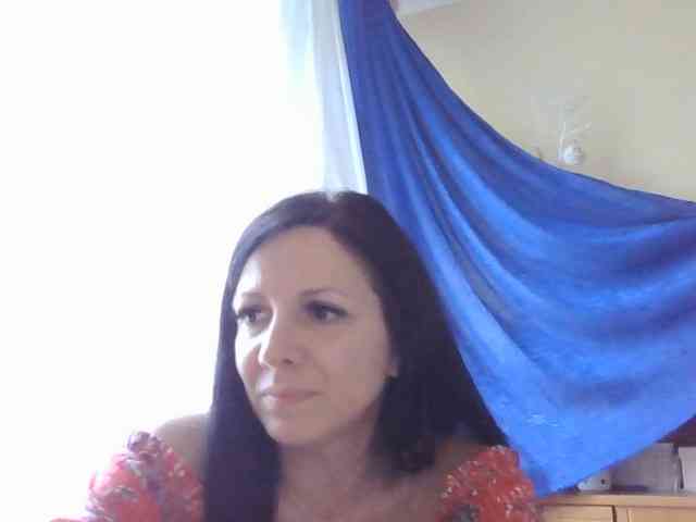 AlikaLorensTalk webcam