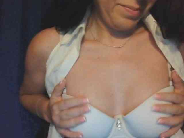 AlikaLorensTalk webcam
