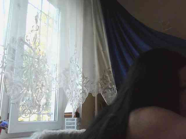 AlikaLorensTalk webcam