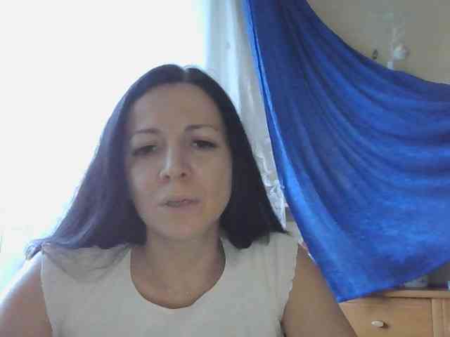 AlikaLorensTalk webcam