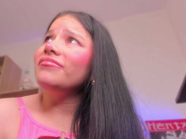 MIA-MORALEZ's BongaCams show and profile