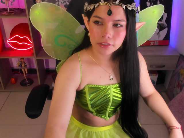 MIA-MORALEZ's BongaCams show and profile