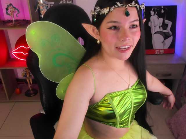 MIA-MORALEZ's BongaCams show and profile