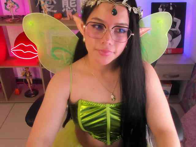 Mia_Moralez webcam