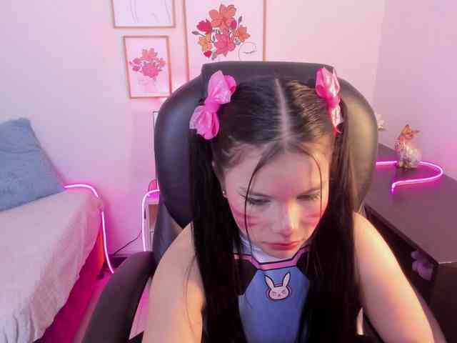 MIA-MORALEZ MIA-MORALEZ