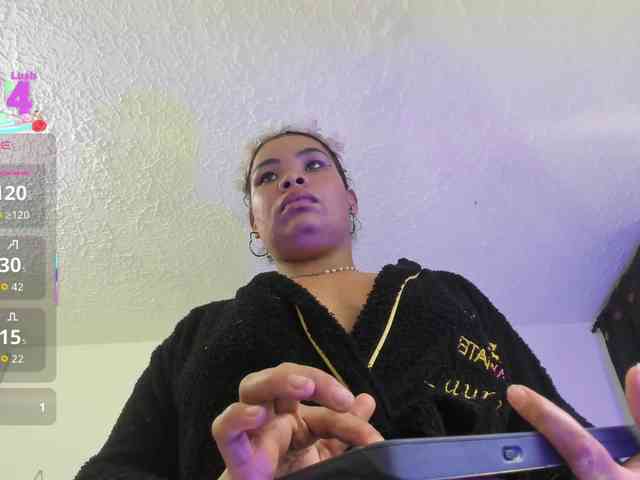 francheskapower Live Webcam on BongaCams