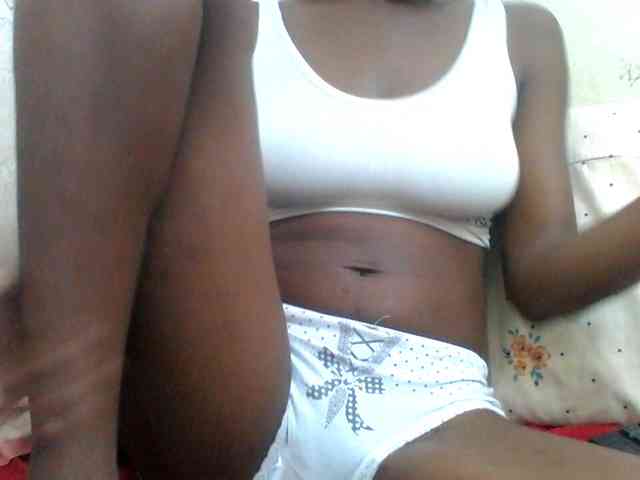 Melodious-Liz webcam
