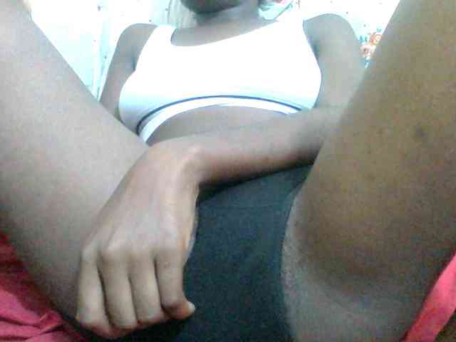 Melodious-Liz webcam