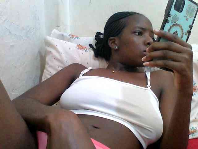 Melodious-Liz webcam
