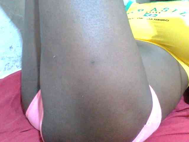 Melodious-Liz webcam