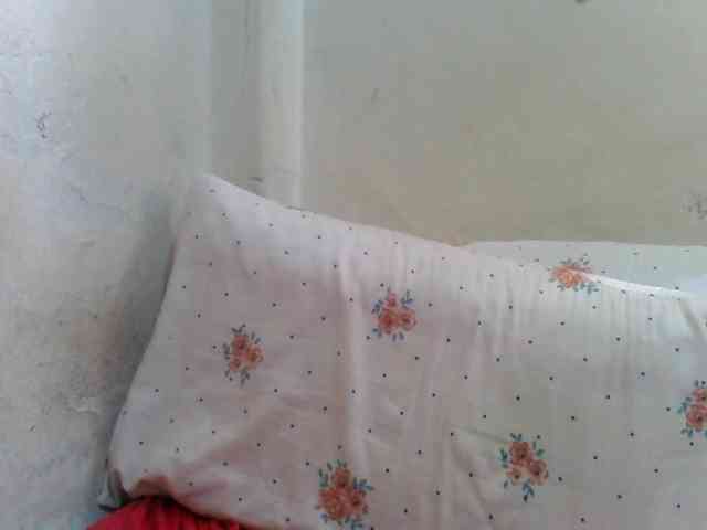 Melodious-Liz webcam