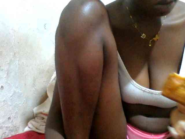 Melodious-Liz webcam