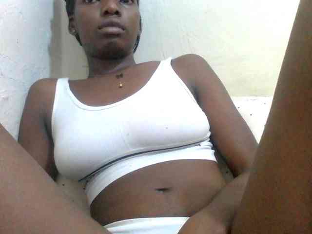 Melodious-Liz webcam