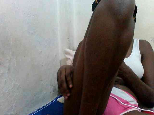 Melodious-Liz webcam