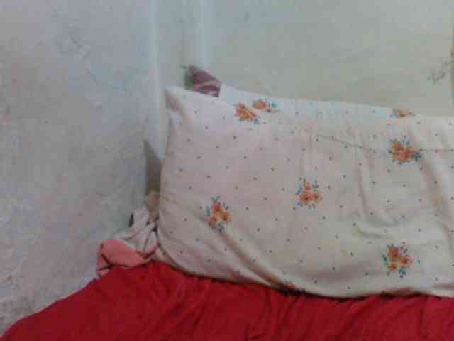 Melodious-Liz webcam