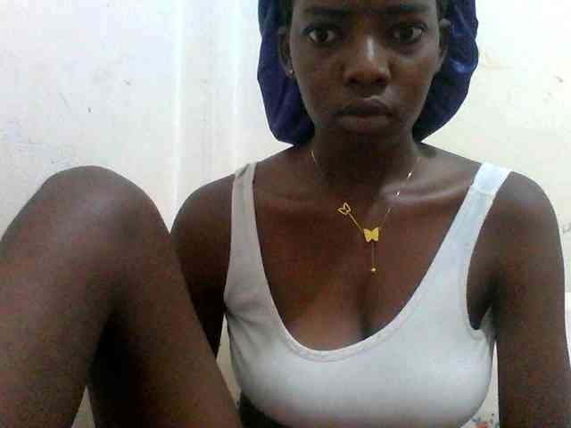 Melodious-Liz webcam