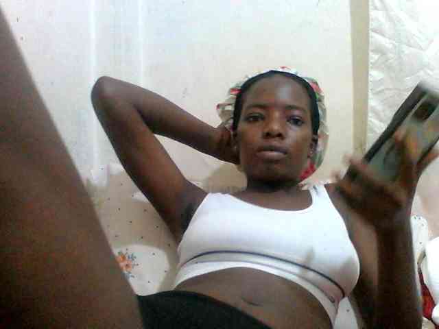 Melodious-Liz webcam