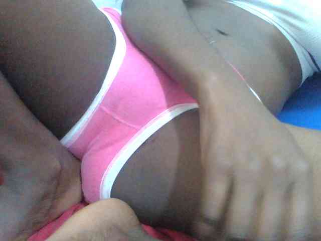 Melodious-Liz webcam