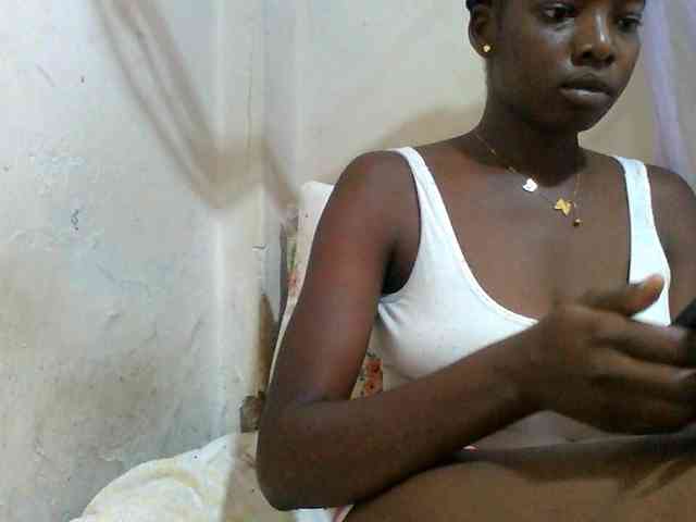 Melodious-Liz webcam