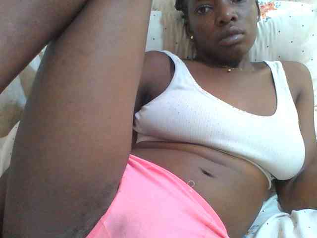 Melodious-Liz webcam