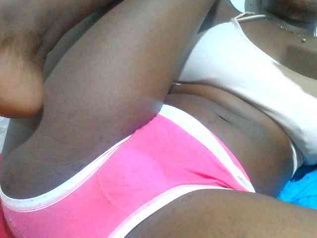 Melodious-Liz webcam