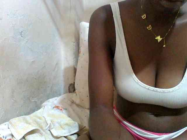 Melodious-Liz webcam