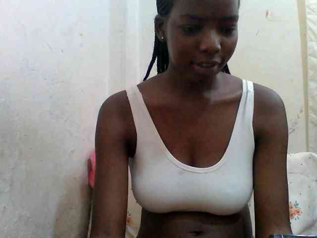 Melodious-Liz webcam