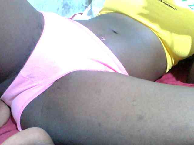 Melodious-Liz webcam