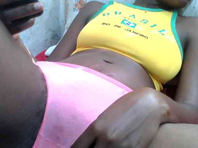 Melodious-Liz webcam