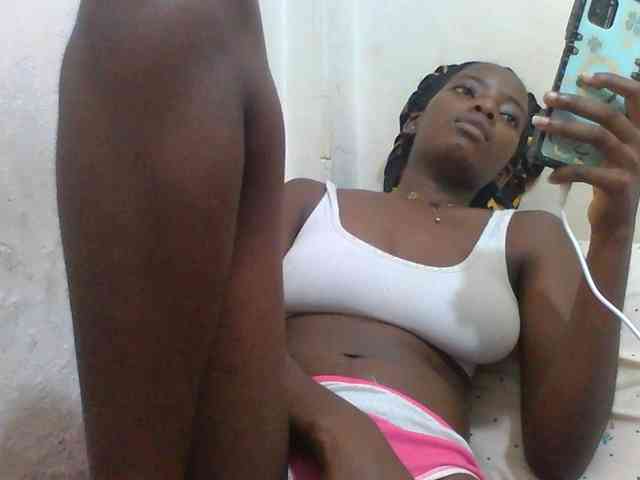 Melodious-Liz webcam