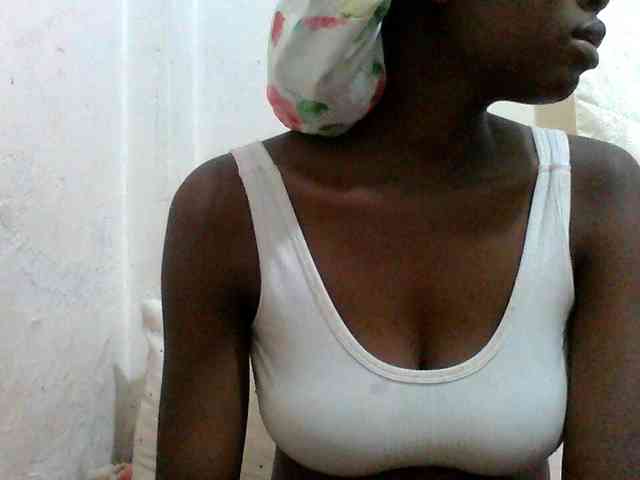 Melodious-Liz webcam