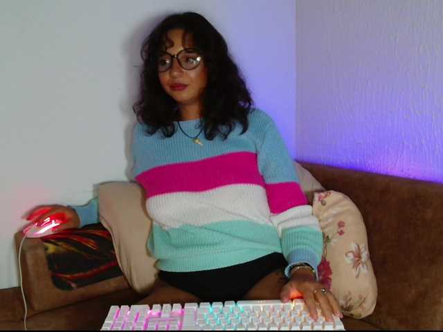 myamillor's BongaCams show and profile