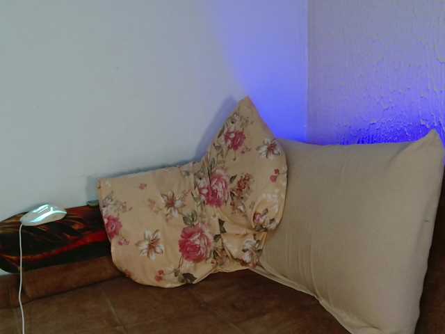 myamillor's BongaCams show and profile