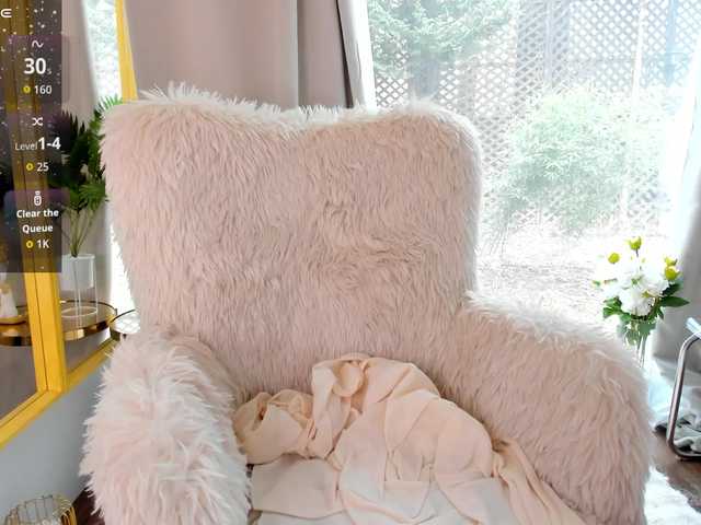 Paris-x-Hilton — Pleasure and fun, makes me feel free and naughty! Try me now.I'm a true expert of causing pleasure to people! 