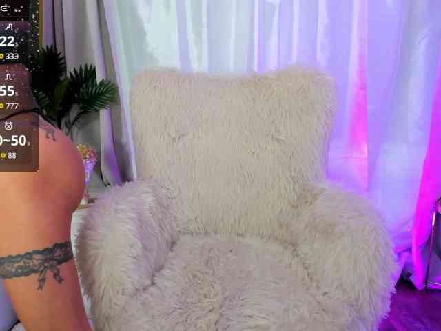 ParissHiltonX webcam