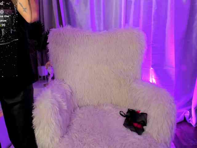 ParissHiltonX webcam