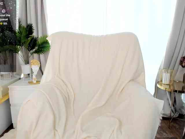 ParissHiltonX webcam