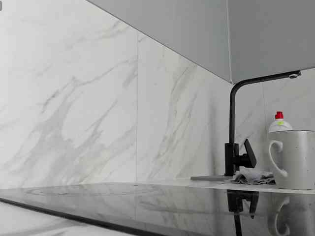 emma-sweet777 webcam