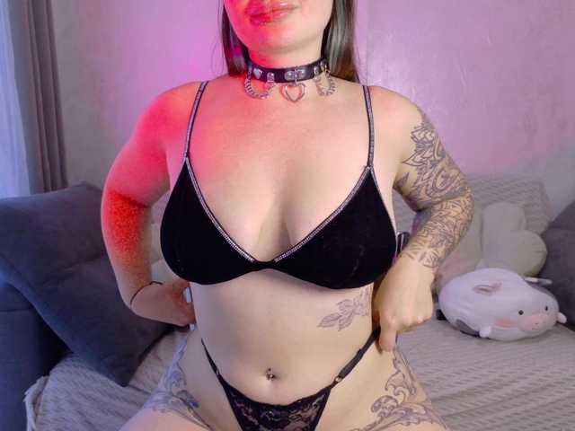 Sex chat gratuit in direct cu Starstorm pe BongaCams