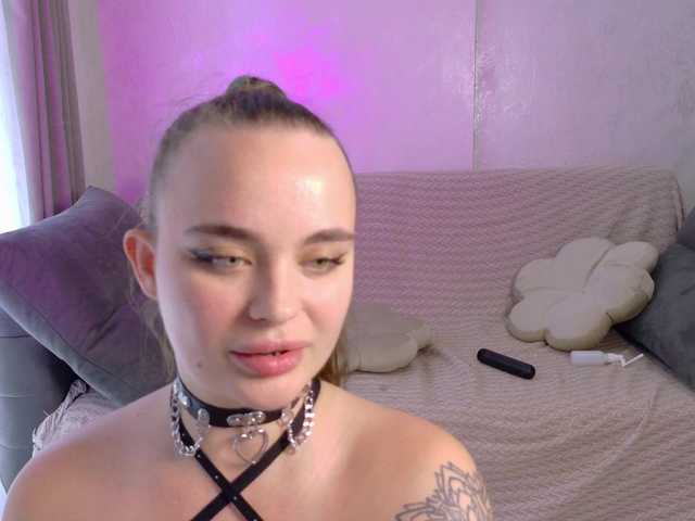 Sex chat gratuit in direct cu Starstorm pe BongaCams