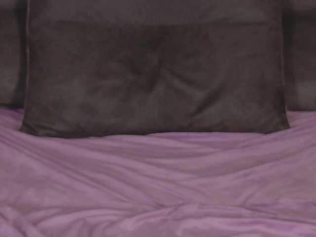 Starstorm's BongaCams show and profile