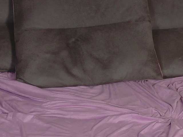 Starstorm's BongaCams show and profile