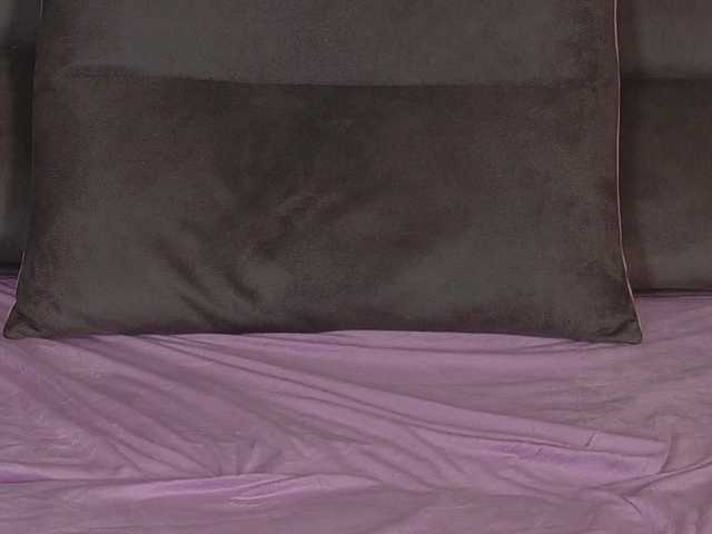 Starstorm's BongaCams show and profile