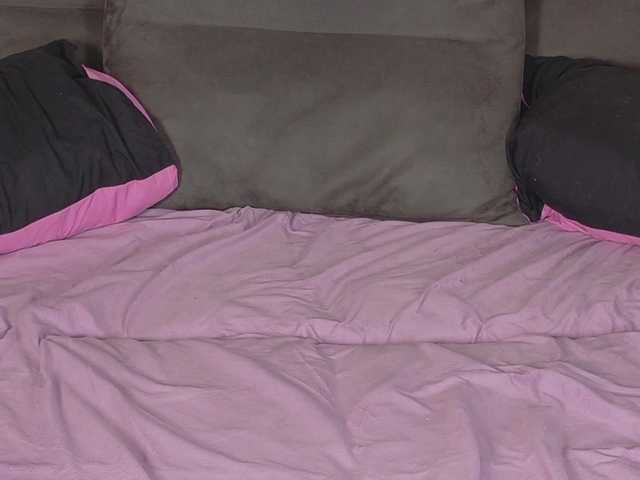 Starstorm's BongaCams show and profile