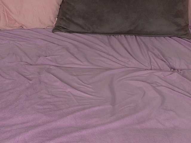 Starstorm's BongaCams show and profile