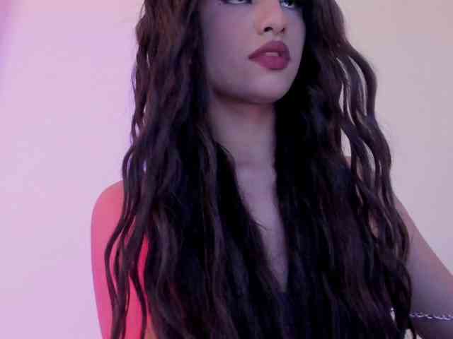 Sophia-Cambpell Live Webcam on BongaCams