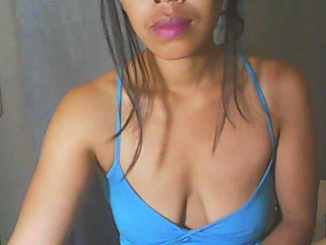 Sweet RitaHalle wants you to fuck her body now RitaHalle from BongaCams